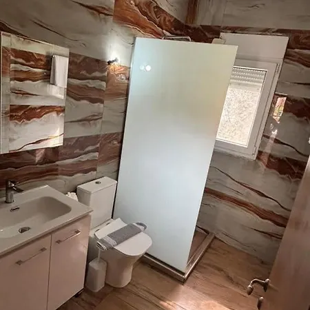 Katsanikos House Принос